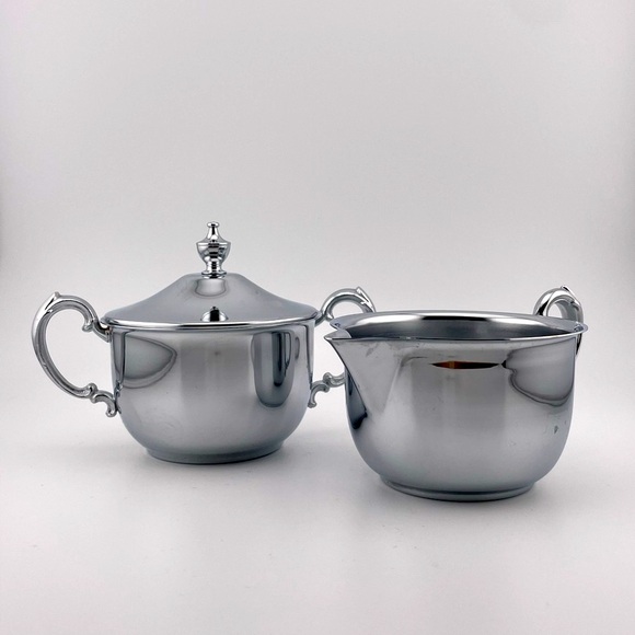 Vintage, Creamer and Two-handled Sugar Bowl with Lid, A Danny Wilson Original - Picture 1 of 12